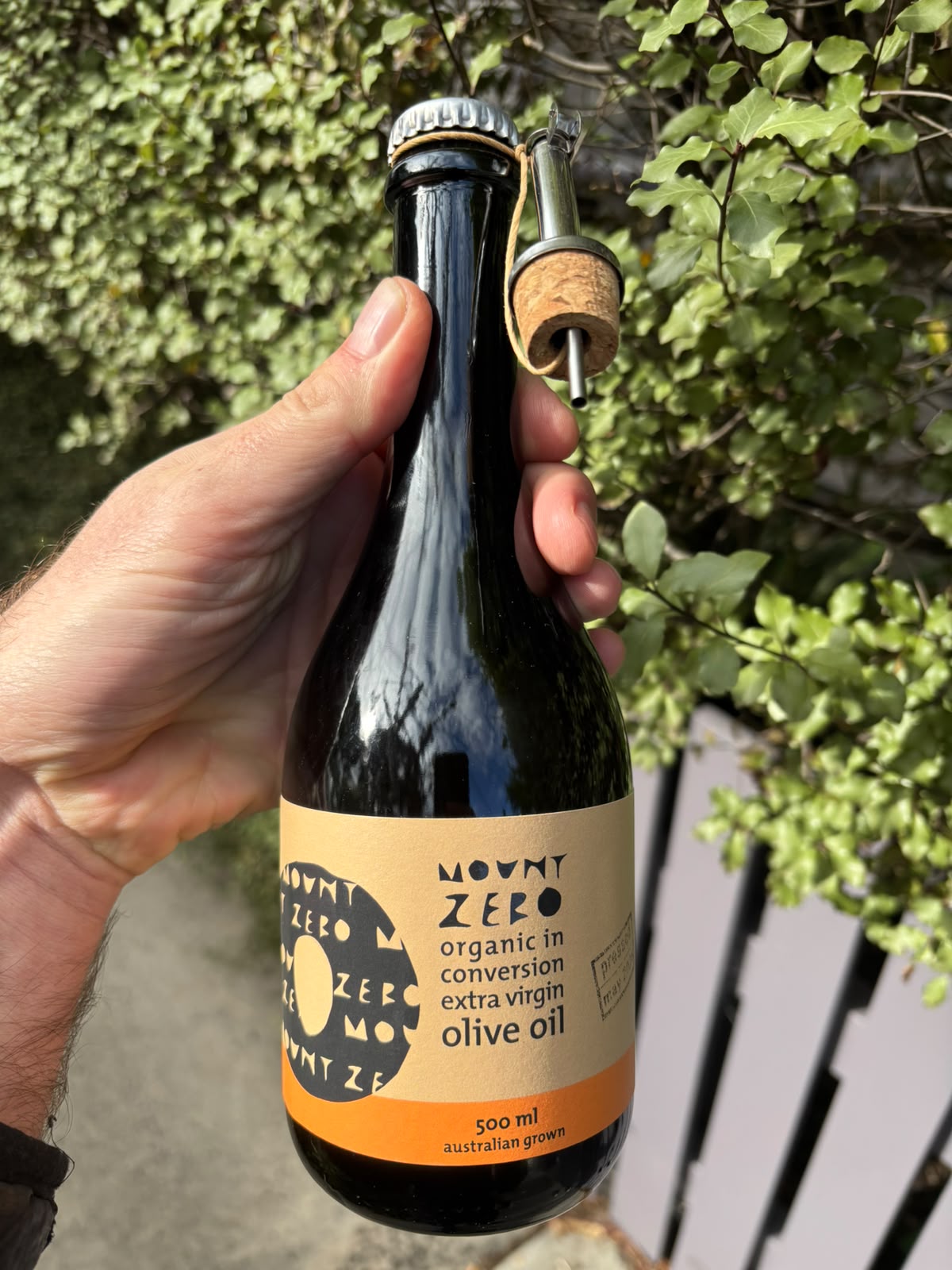 Mount Zero - Organic In Conversion Olive Oil W/pourer 500ml